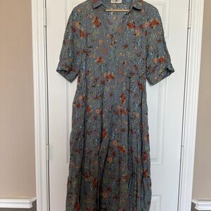 NATURAL LIFE Dusty Blue Grey Floral Midi Dress with Rust and Blue Blooms pockets